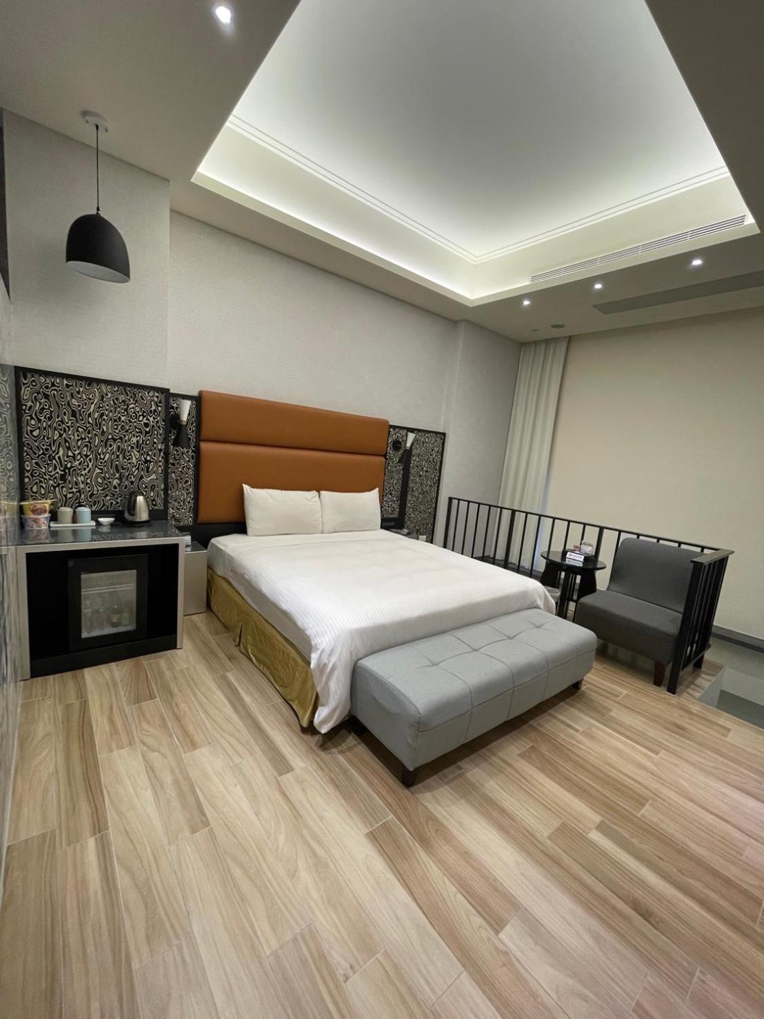 G.Shock Motel Jiuru Extérieur photo